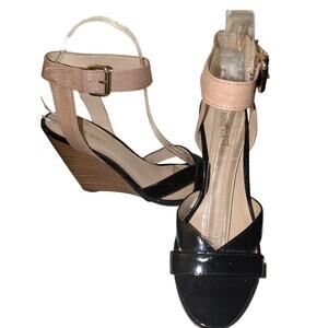 Nine West Sz 8M Strappy Black Patent Leather Wedge Sandals Shoes